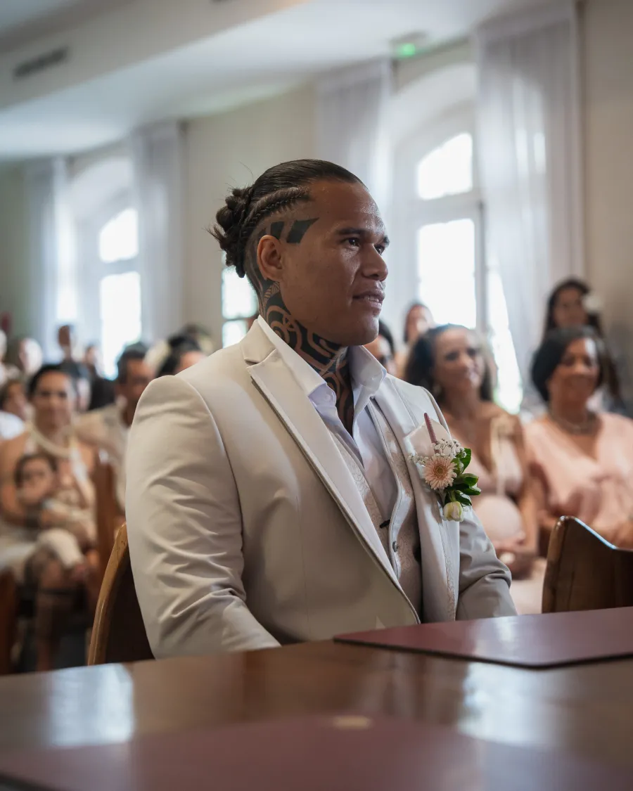 Mariage — échanges de regards